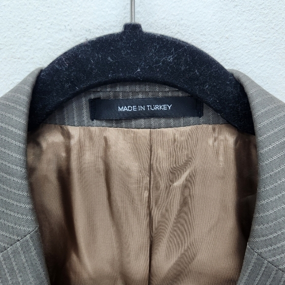 Hugo Boss Virgin Wool Blazer Mens 44L Light Brown Pinstripe Formal Workwear - Picture 4 of 13
